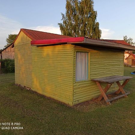 Готель Viesu Nams Klanas Енґуре Екстер'єр фото